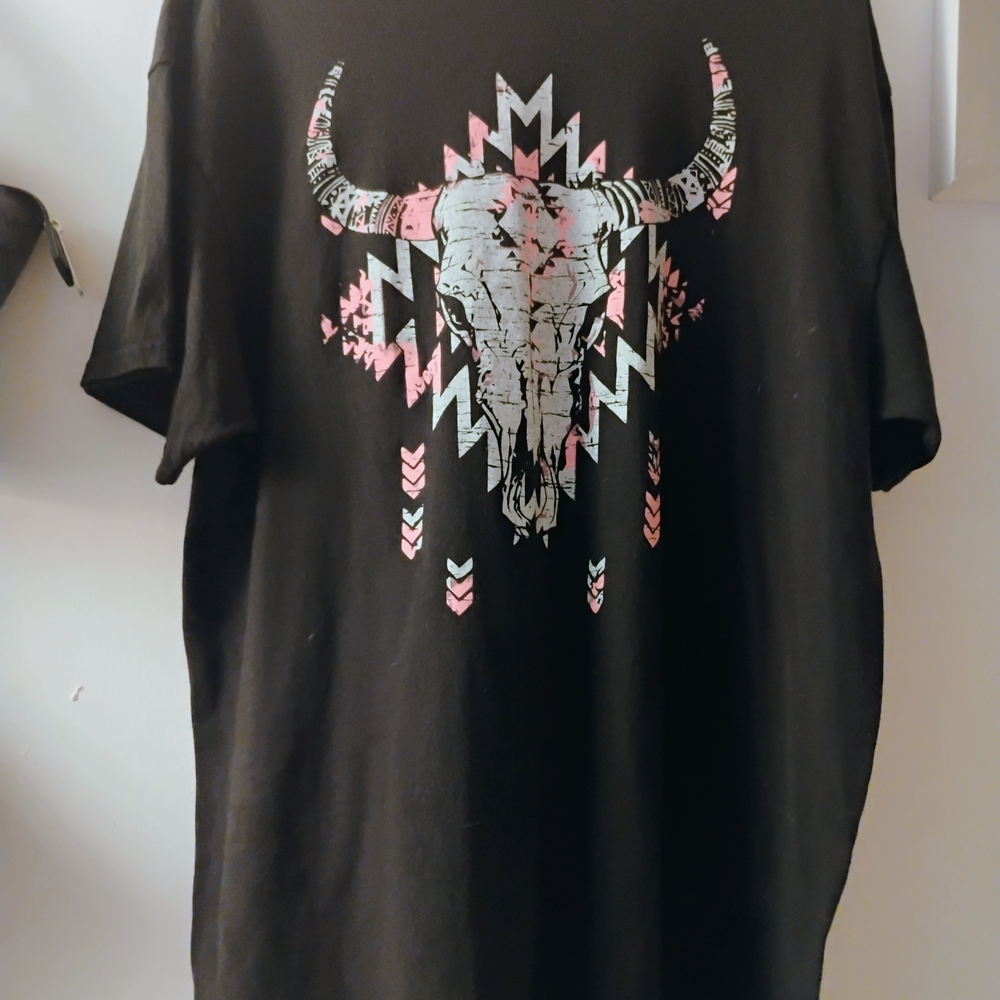 Delta Black and Pink Short Sleeve Tee with Tribal Skull Design
